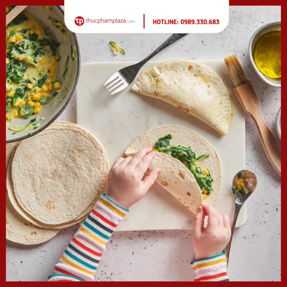 Vỏ bánh Tortilla Mini Tesoros vị cà chua 220g - Gói 8 cái 3 3 69