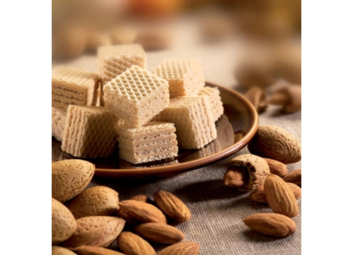 Bánh xốp hỗn hợp Loacker - hộp bát giác 190g 4 Banh xop Loacker Y 4