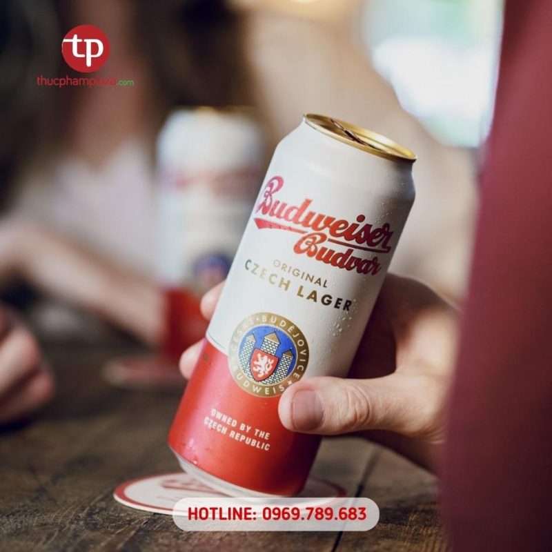 Bia Budweiser Budvar - Một hương vị truyền thống từ kỷ nguyên xa xưa 1 Budweiser Budvar Thuc Pham PLaza large