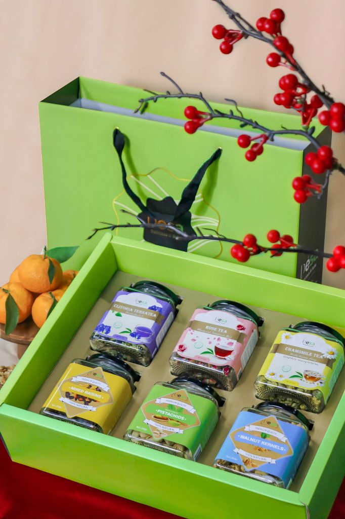 TOP 5 Món Quà Tết biếu bố mẹ vợ mà chàng rể nên biết 5 IMG 0652 scaled large