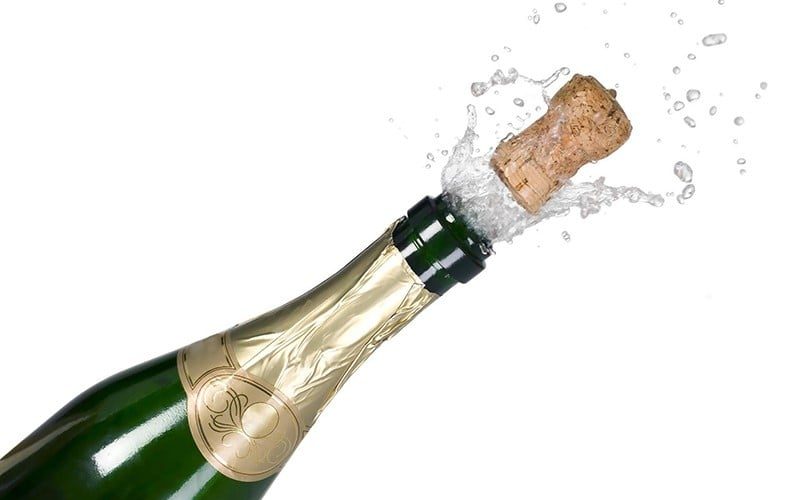 Khái niệm Champagne, Sparkling và rượu vang nổ cần chú ý 1 Rượu Champagne large