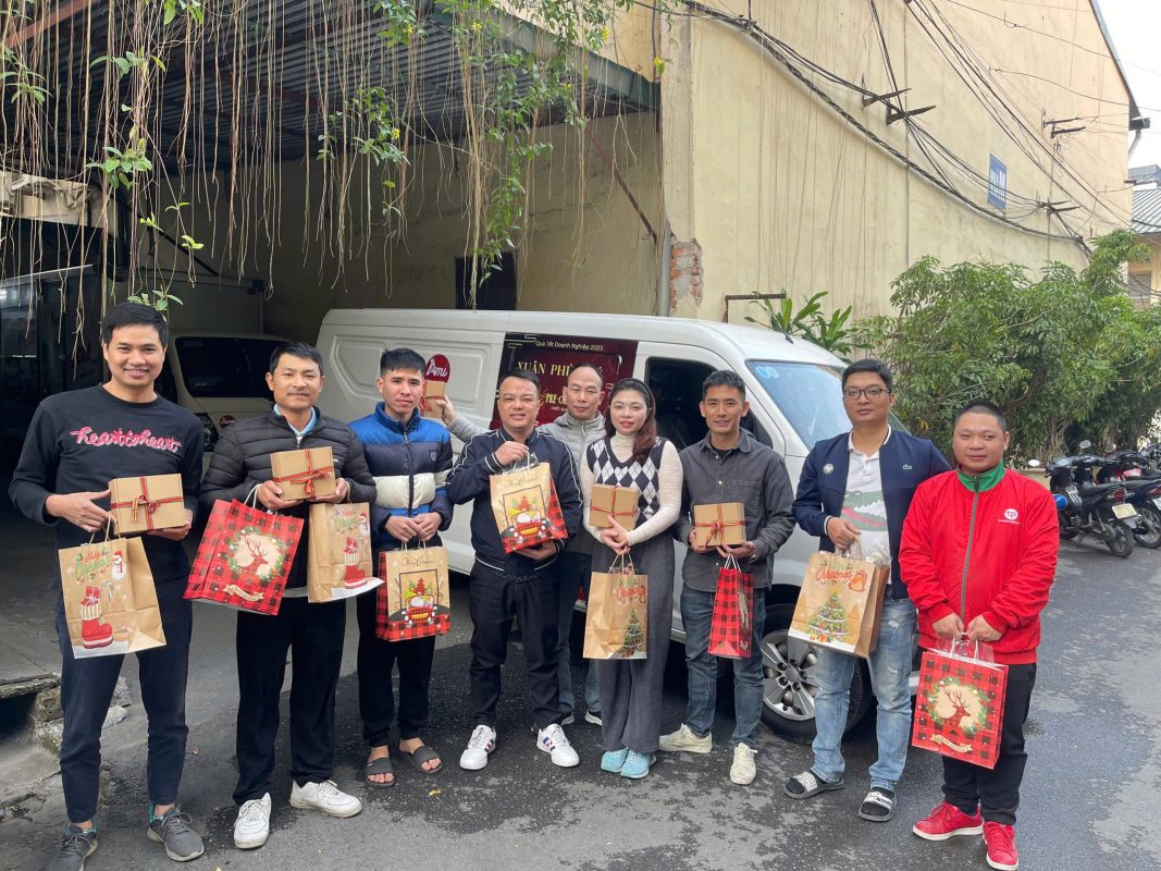 Sự Kiện Noel - Gắn Kết Tinh Thần Văn Hóa Doanh Nghiệp 2 bai 1.1 Thoa large