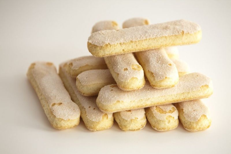 Cách làm bánh Lady Finger giòn tan chuẩn vị Ý 3 lady finger