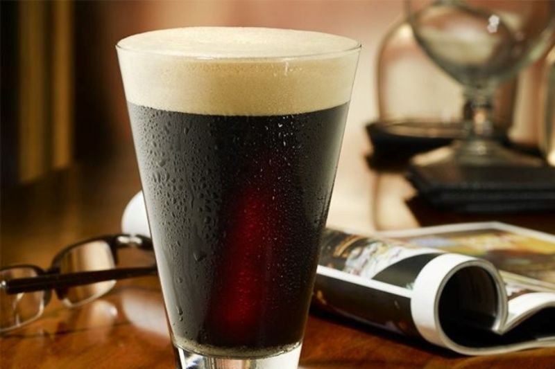 Bia Steiger đen 11% Dark Lager - lon cao 50cl 10 Bia Steiger đen 11% Dark Lager lon cao 50cl