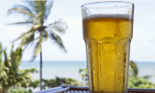 uong-nua-lit-bia-moi-ngay-giup-bao-ve-tim-mach