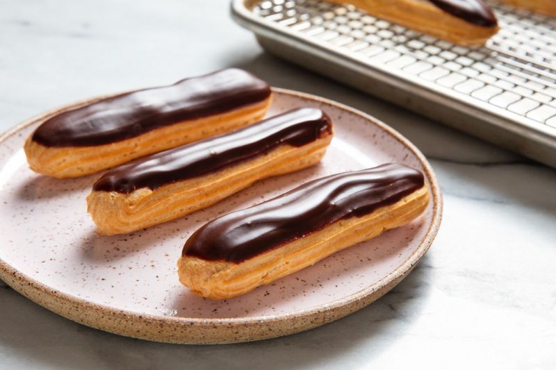 Cách chế biến Eclair: Bánh su kem độc đáo từ Antonin Carême 3 Eclair