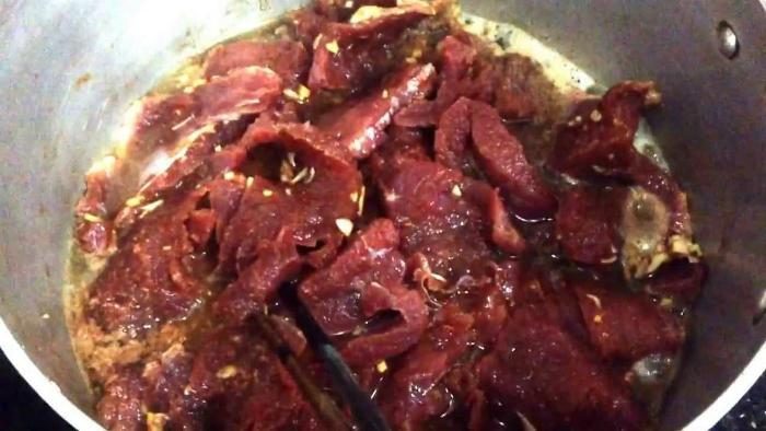 Công thức làm thịt bò khô ăn Tết bằng lò vi sóng 3