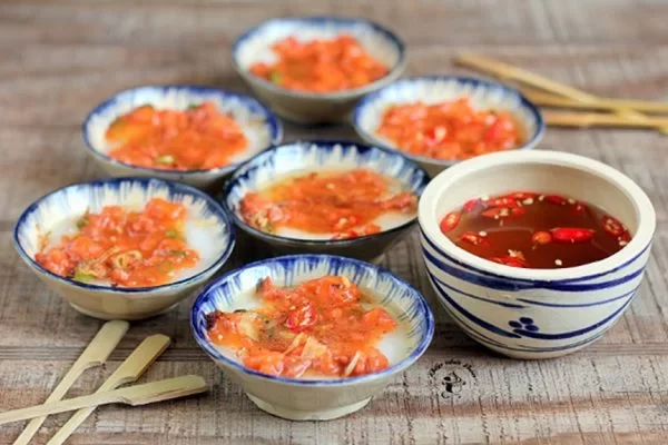 Điểm danh các loại bánh bèo mà bạn không thể bỏ qua 1 chen banh beo mien trung hap dan 600x400 1 large