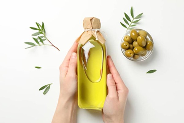 dau oliu nguyen chat tp plaza 1