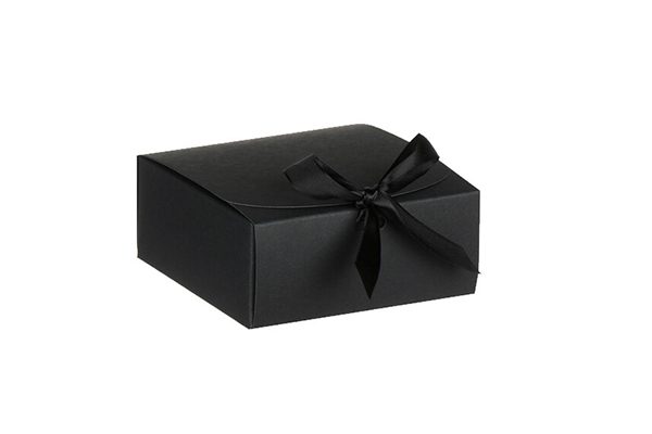 hop qua giay kraft den large