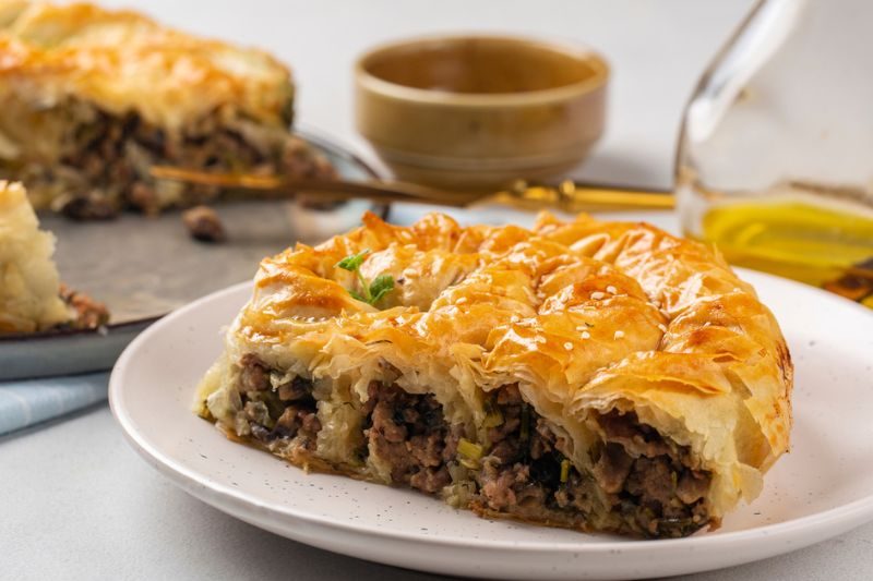 Burek Ngon Từ A-Z: Công Thức Bánh Thơm Ngon Tuyệt Hảo