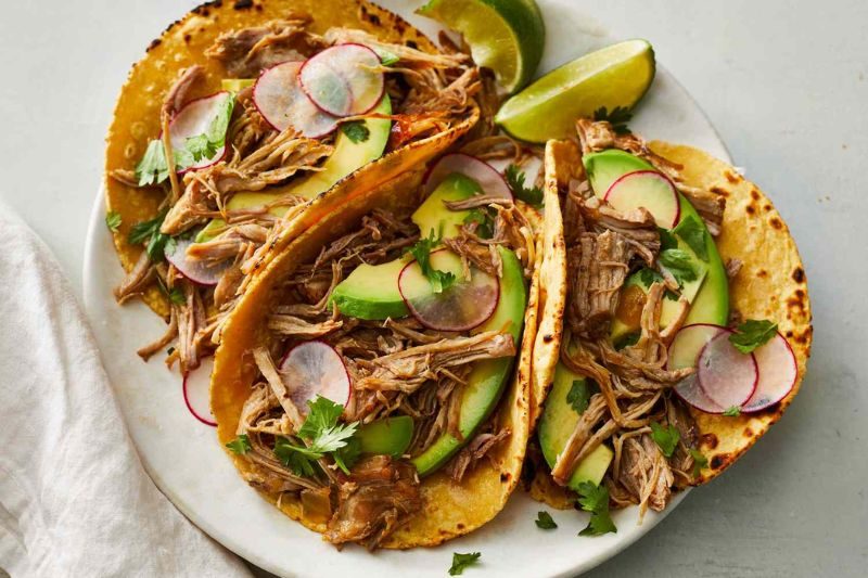 kham pha huong vi dam da cua carnitas large