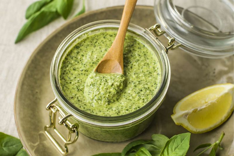 Đừng bỏ lỡ cách làm Pesto Sauce - nước sốt Ý lừng danh 5 pesto sauce