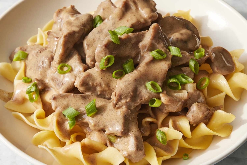 Hướng dẫn cách chế biến Stroganoff - món ăn cổ điển của Nga 5 stroganoff