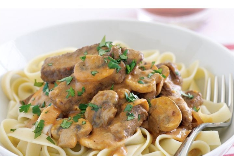Hướng dẫn cách chế biến Stroganoff - món ăn cổ điển của Nga 2 Stroganoff