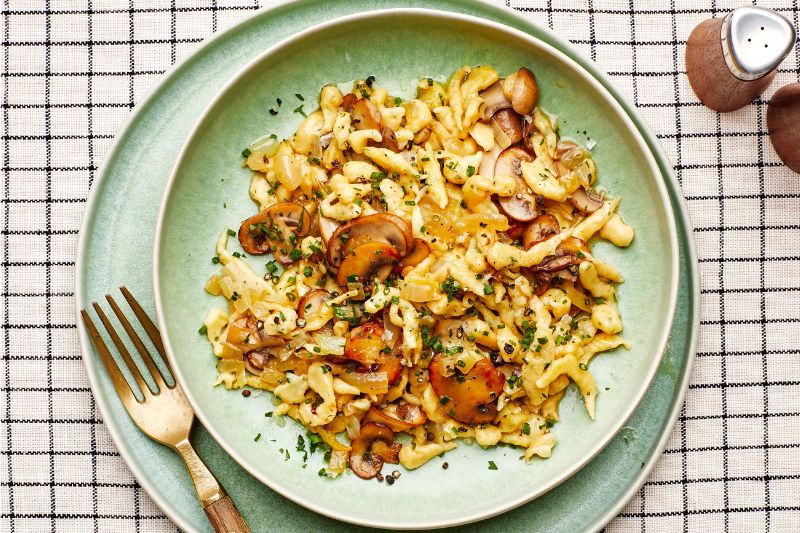 Hướng Dẫn Làm Spaetzle Mềm Mại Đậm Hương Vị Châu Âu 3 Spaetzle