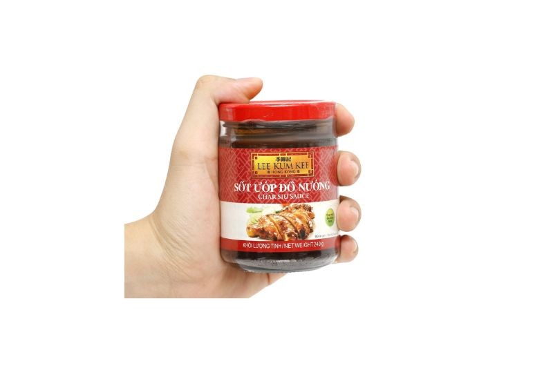 Thiết kế tiện lợi của Sốt ướp đồ nướng hiệu Lee Kum Kee