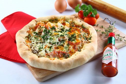 Vì sao sốt ớt Tabasco hấp dẫn đến vậy? 1 tabasco pizza large