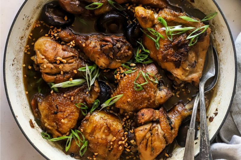 Adobo: Món Ăn "Quốc Hồn Quốc Túy" Của Người Philippines 3 Thành phần chính Adobo