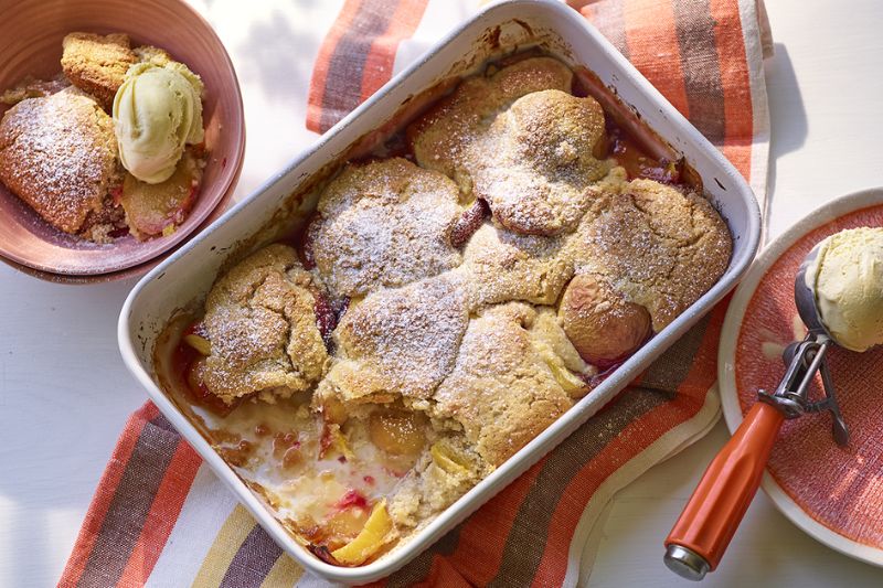 Chỉ 10 phút có ngay Peach Cobbler - món tráng miệng kiểu Mỹ 4 Thưởng thức sản phẩm