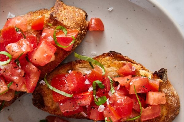 Hướng dẫn cách làm bruschetta - đơn giản nhưng tinh tế 3 Trang trí món ăn bruschetta