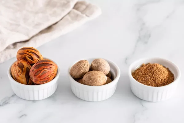 Bột nhục đậu khấu Atlas Garden 74g - Nutmeg 8 what is nutmeg 1328522 hero 01 3ded45fff3c6484eb7e8d900ee0e268d