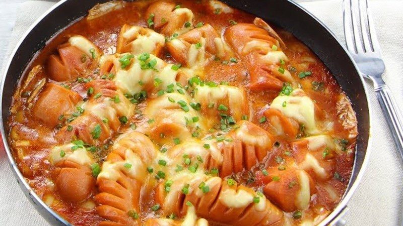 Top 5 món ngon từ xúc xích hấp dẫn 1