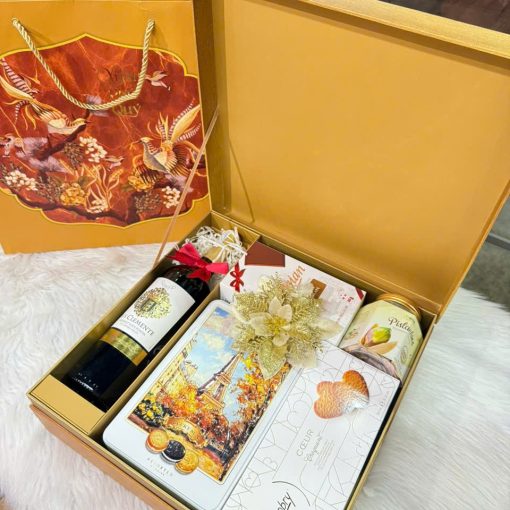 z7258283759620 bd8aaffef7908193db4be5ade3a56ad8