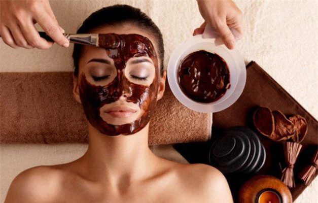 Socola Đen Trong Làm Đẹp – Bí Quyết Cho Làn Da Trẻ Trung Và Rạng Rỡ 2 socola trong lam dep