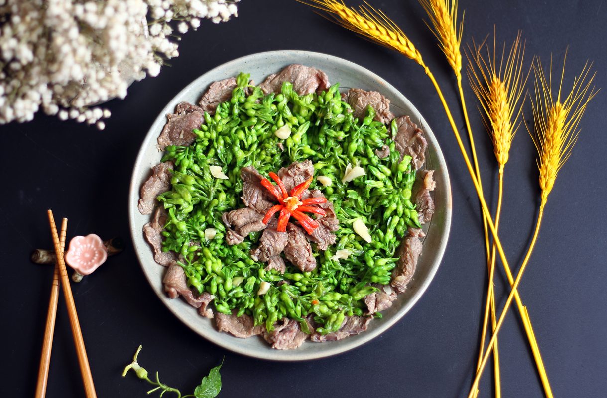Tiện lợi và nhanh chóng: Nấu canh và món xào thơm ngon với bột tỏi 1 thit bo xao bong thien ly