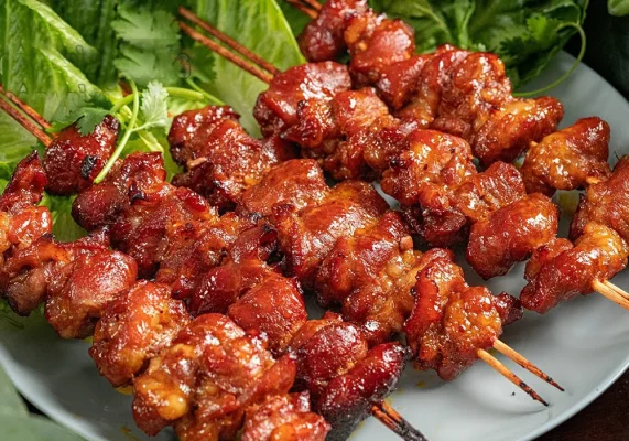 Bí quyết ướp thịt nướng thơm lừng, không cháy khét với bột tỏi nguyên chất 2 thit nuong thom ngon 1